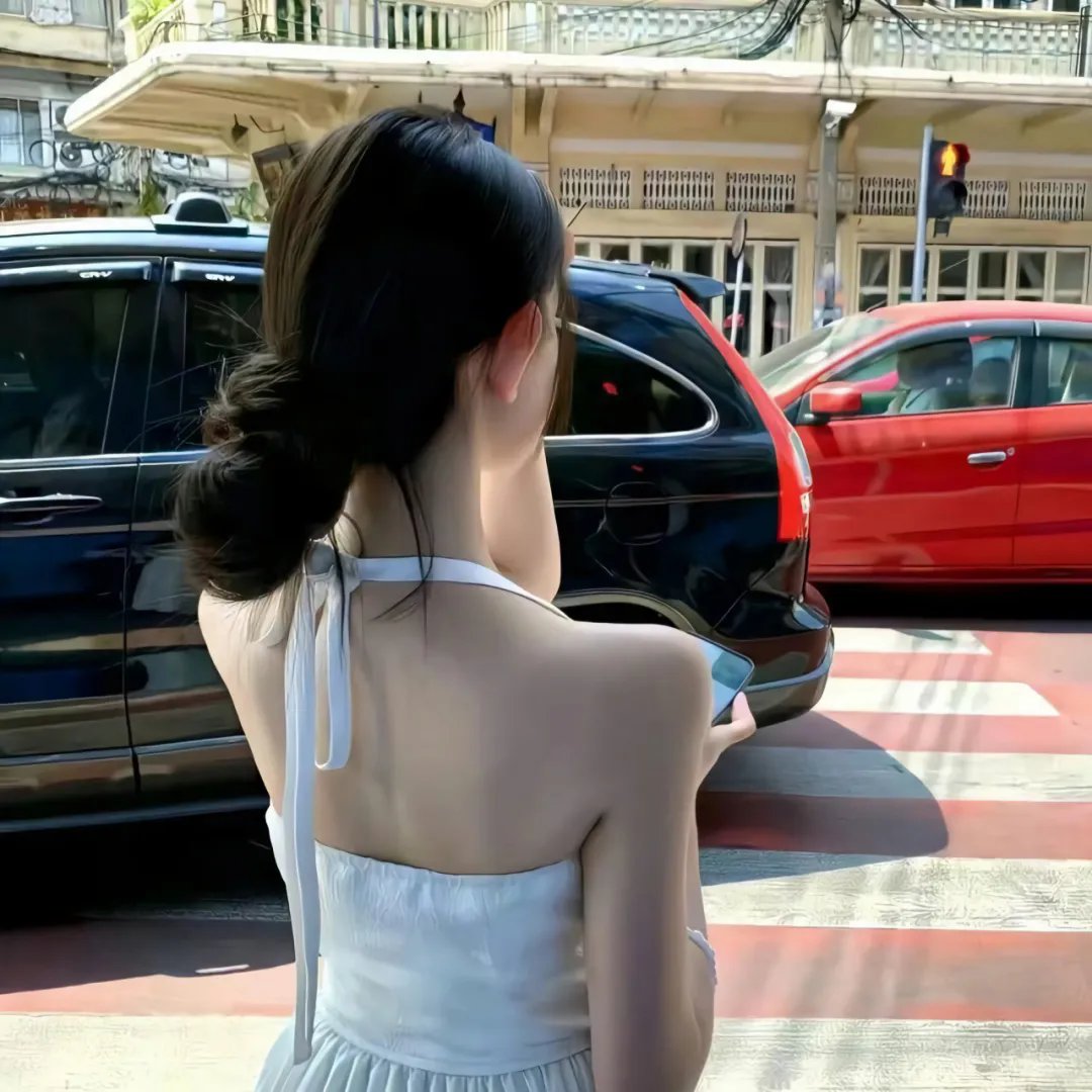 玛丽莲有深黑之眸